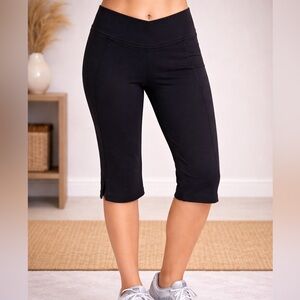 Lululemon Black High Rise Short Crop Capri Pants
